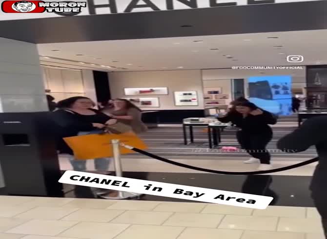 Video :When thieves raid a shop, they frighten Chanel customers